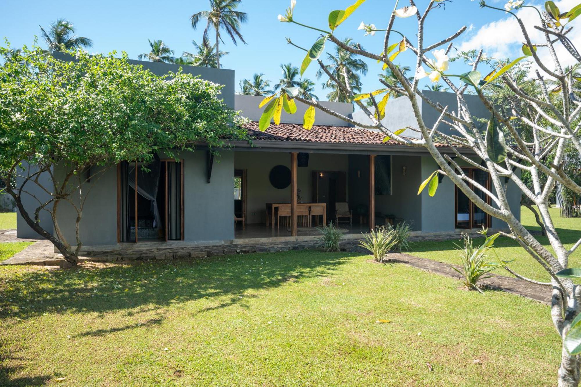 Wirdana Resort & Spa Bussa Buitenkant foto