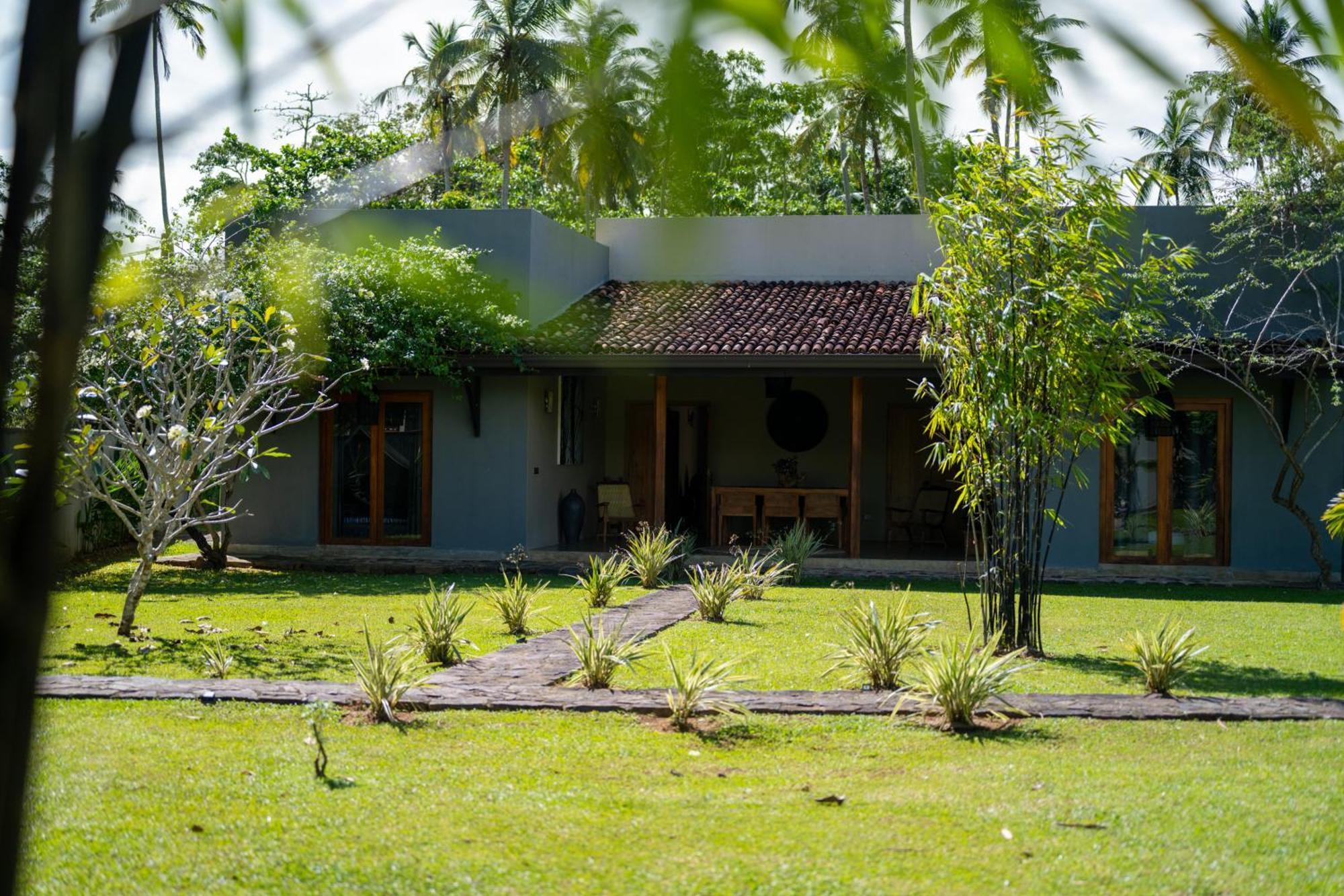 Wirdana Resort & Spa Bussa Buitenkant foto