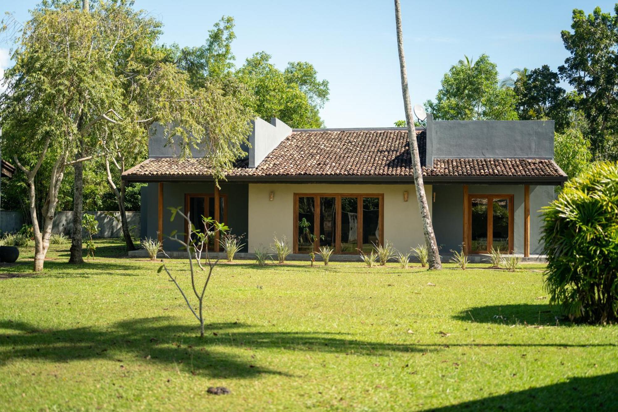 Wirdana Resort & Spa Bussa Buitenkant foto